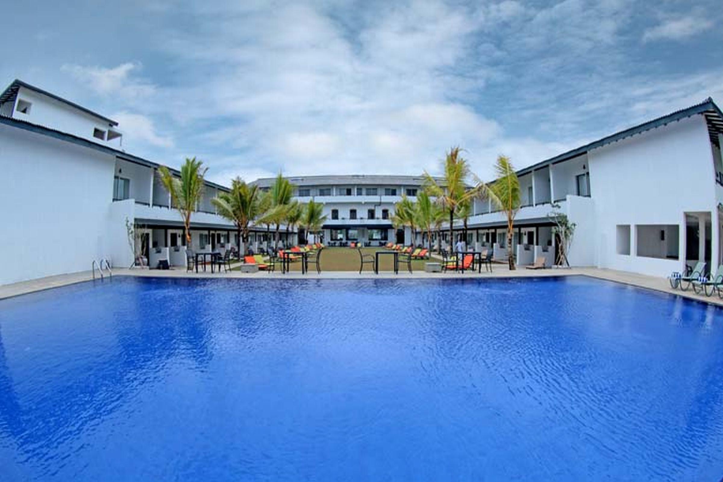 Coco Royal Beach Resort Kalutara Exterior foto