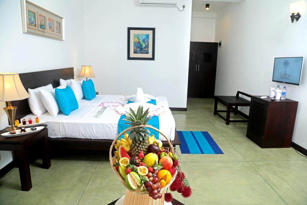 Coco Royal Beach Resort Kalutara Exterior foto