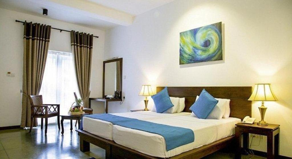 Coco Royal Beach Resort Kalutara Exterior foto