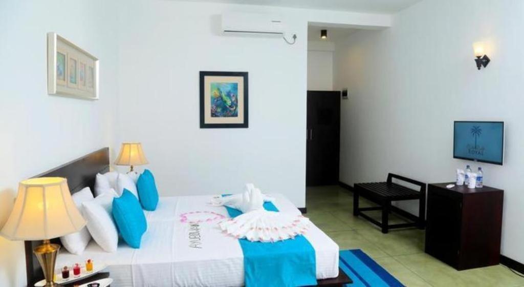 Coco Royal Beach Resort Kalutara Exterior foto