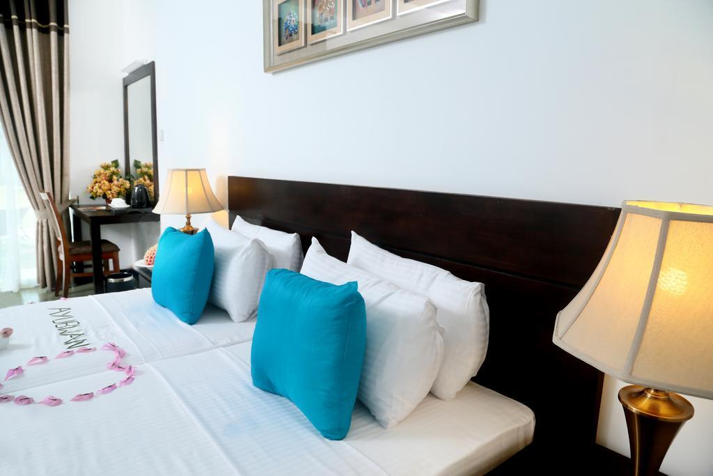 Coco Royal Beach Resort Kalutara Exterior foto
