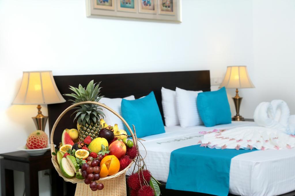 Coco Royal Beach Resort Kalutara Exterior foto